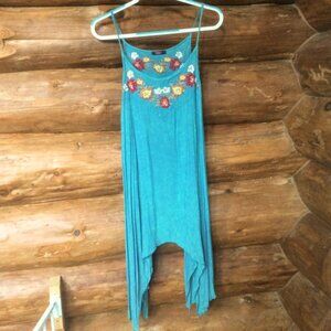 T Party Fashion Teal Embroidered Boho Rhinestone Tank Top USA Dress Size Medium